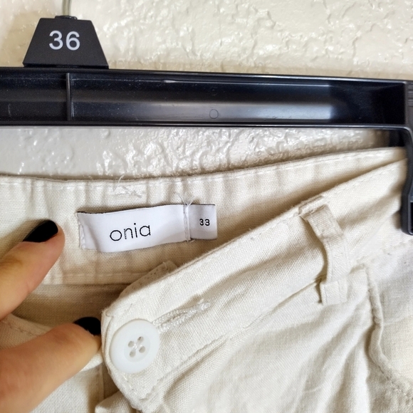 ONIA White TRAVELER Stretchy Linen Blend  Pockets Flat Front Short Sz 33 - Picture 5 of 7
